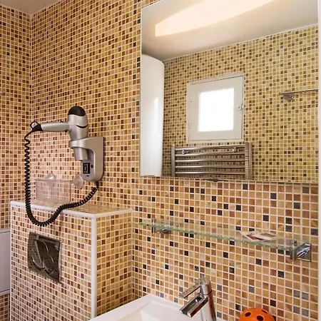 Spacieux Au Coeur De 75 M² Avec Vue Sur La Apartman *